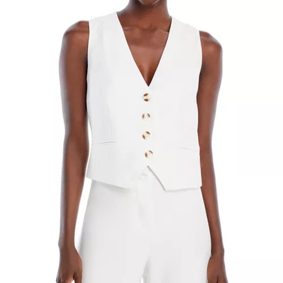 Vest - Picture 1 of 3